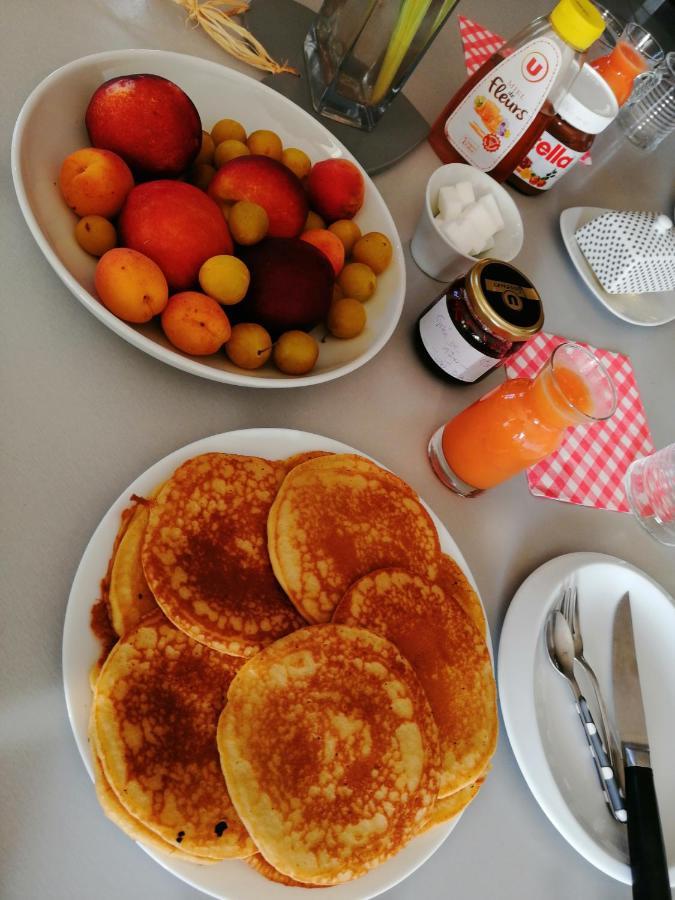 Les Bichettes Bed & Breakfast Mortagne-sur-Sevre Bagian luar foto