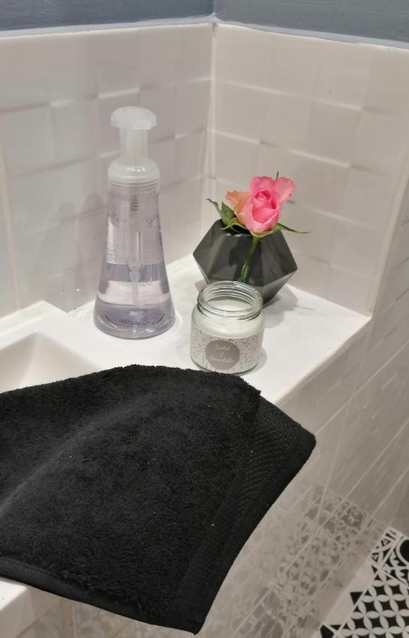 Les Bichettes Bed & Breakfast Mortagne-sur-Sevre Bagian luar foto